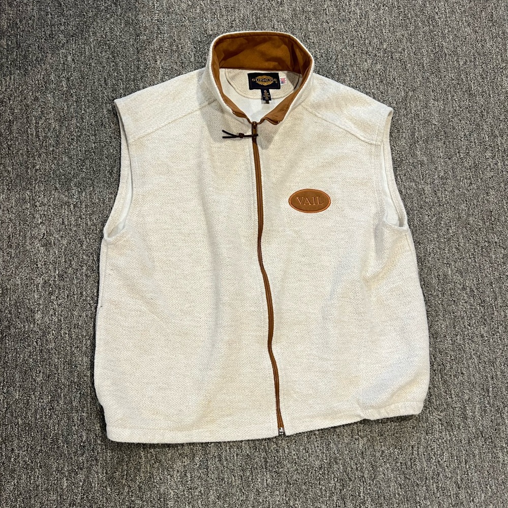 Vintage Vail Colorado ski resort vest